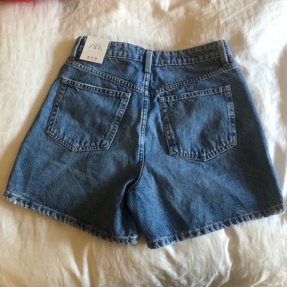 Zara Retro Denim Shorts BNWT - Picture 3 of 4